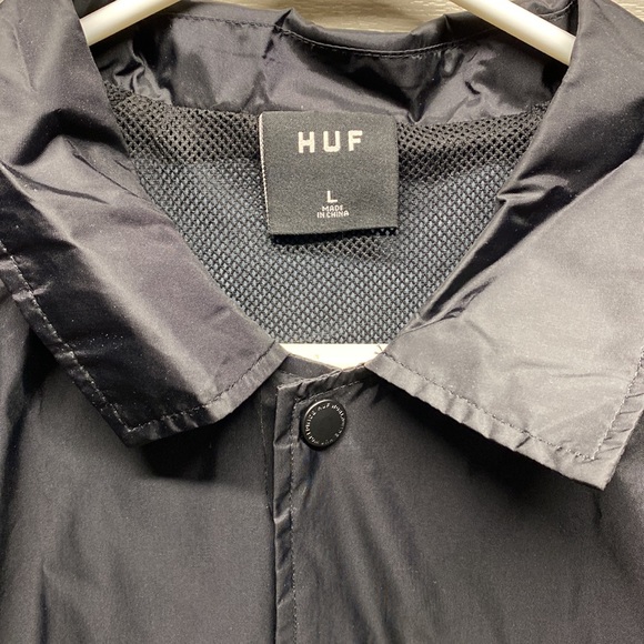 HUF SAYONARA EMBROIDERED COACHES JACKET IN BLACK - Picture 2 of 12